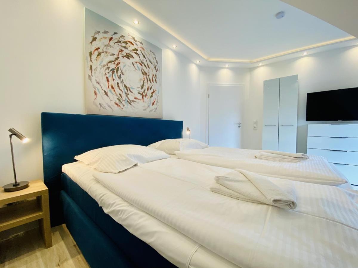 Sonnenschein, Direkt Am Alten Strom *