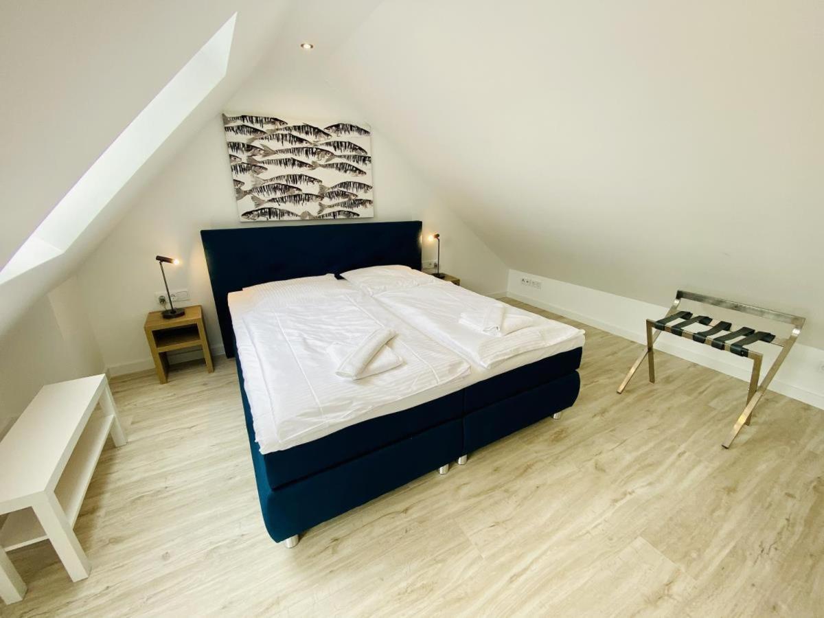 Sonnenschein, Direkt Am Alten Strom Rostock